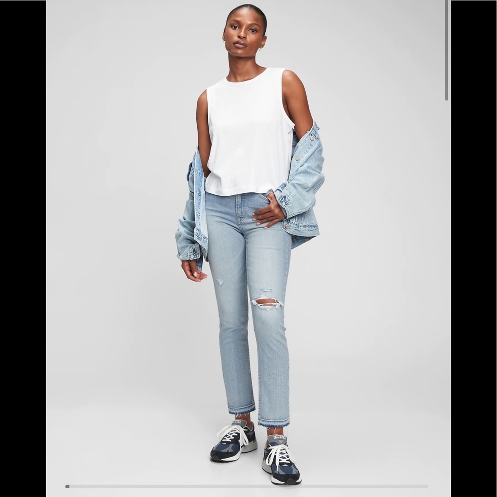 GAP Light Wash Straight Leg Jeans with Knee Rip